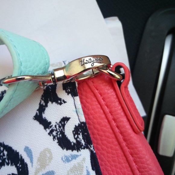 Thirty One Crossbody Bag - Picture 11 of 16